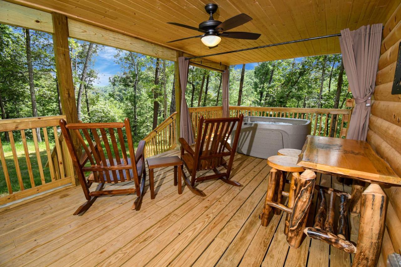 Вилла Gatlinburg - Honeymoon Hideaway Экстерьер фото