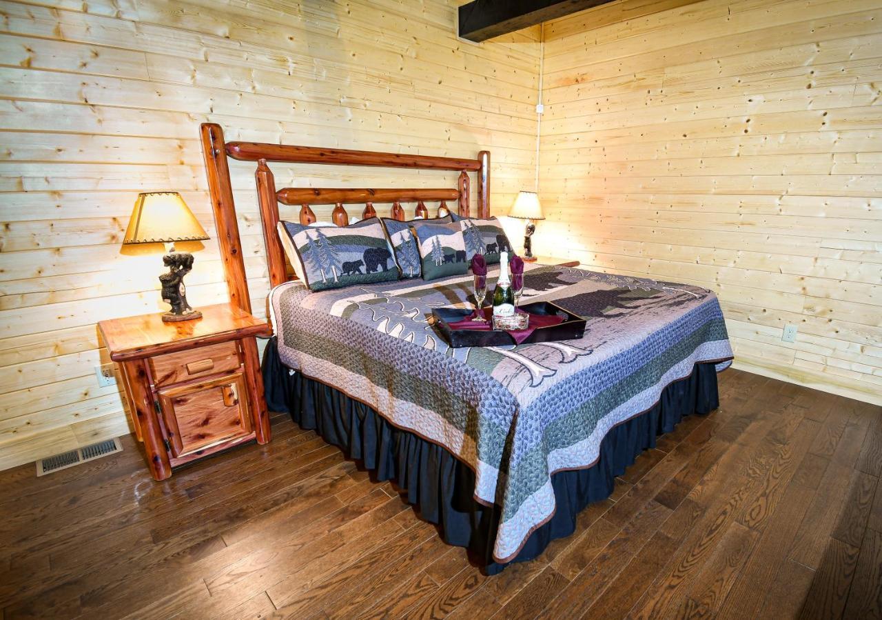 Вилла Gatlinburg - Honeymoon Hideaway Экстерьер фото